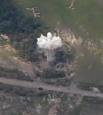 Удар GMLRS "ослепил" оккупантов: видео поражения наблюдательного пункта россиян на юге