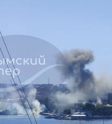 В Севастополе рядом со штабом Черноморского флота прозвучали новые взрывы, — соцсети (фото) В Севастополе рядом со штабом Черноморского флота прозвучали новые взрывы, — соцсети (фото)