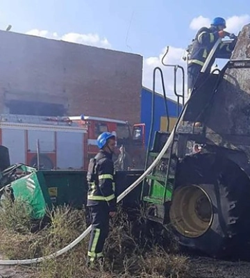 Пошкоджені будівлі та авто: в ОВА показали наслідки обстрілу Харківщини