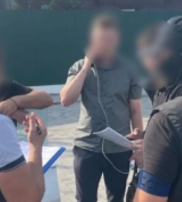 Обіцяв «вирішити» земельне питання: депутата Волинської обласної ради затримали на хабарі у 35 тисяч доларів
