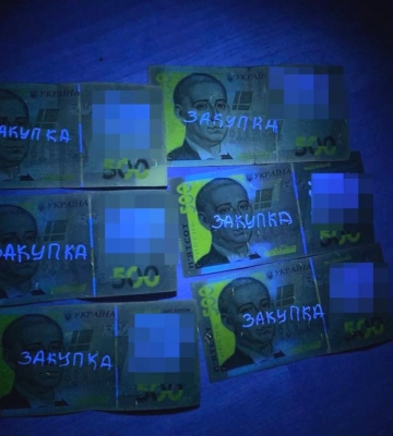 У Сарнах поліцейські повідомили про підозру таксистові у сутенерстві та звідництві