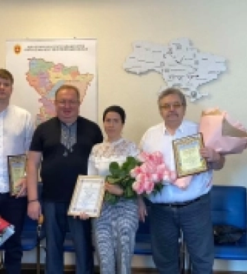 Медики Рівненщини отримали нагороди від обласної адміністрації. ФОТО