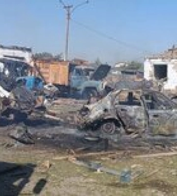 Россия сбросила четыре авиабомбы на Берислав: уже трое погибших – фото последствий