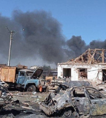 З Херсона та Комишан поліція евакуювала три родини з дітьми