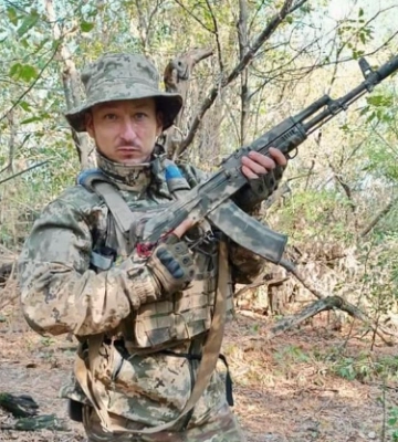 Розумаха, завжди веселий, товариський, душа, добрий друг, наш Богік: Кам&#039;янка-Бузька прощається з десантником Юрієм Богоносом