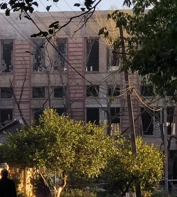 Війська РФ обстріляли Херсон: є поранені та руйнування