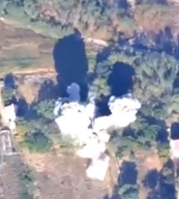 СБУ навела HIMARS на нараду окупантів під Херсоном: відео удару СБУ навела HIMARS на нараду окупантів під Херсоном: відео удару