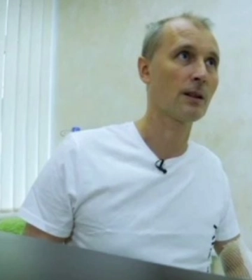 В Мелитополе подорванный экс-гауляйтер рассказал о своей тяжелой судьбе и показал обрубок ноги (видео)