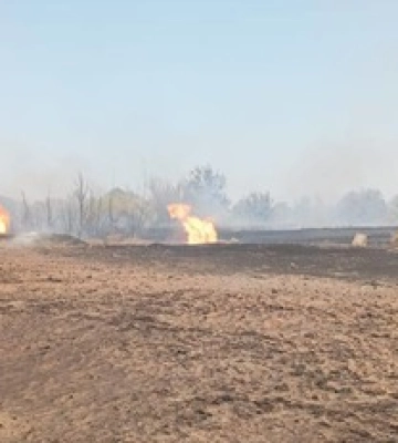 На Полтавщині прогримів потужний вибух: в небо піднялися стовпи диму, фото і відео