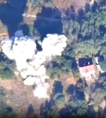 СБУ навела HIMARS на нараду окупантів під Херсоном: відео удару