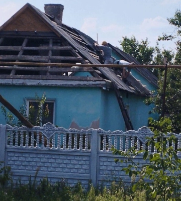 Россияне снова обстреляли Херсон, ранены три человека