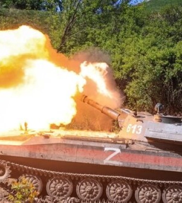Армія РФ з важкої артилерії та дронів упродовж дня обстрілювала Нікополь: наслідки