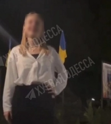 На Одещині підлітки влаштували розваги на Алеї Слави загиблим героям: поліцейські склали адмінматеріали