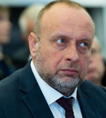 Придбано в час війни: напдеп Андрій Кіт зі Львівщини приїхав під ВР на Mercedes-Benz GLE 400d 2022-го року