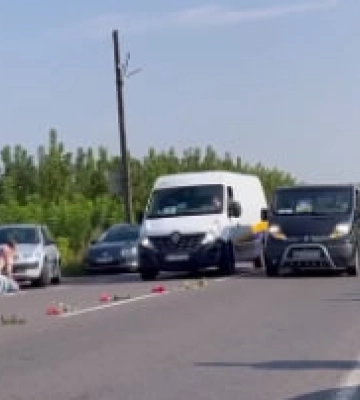 Два прощання в один день: у громаді на Волині навколішки зустріли загиблих Героїв
