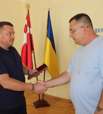 Нагорода дочекалася Героя: волинському митникові, який служить в ЗСУ, вручили орден «За мужність» Нагорода дочекалася Героя: волинському митникові, який служить в ЗСУ, вручили орден «За мужність»
