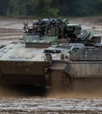 БМП MARDER, боєприпаси та машини для розмінування: Німеччина надала новий пакет військової допомоги Україні