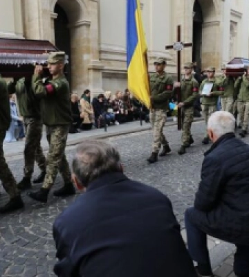 Сьогодні Львів попрощається з трьома захисниками