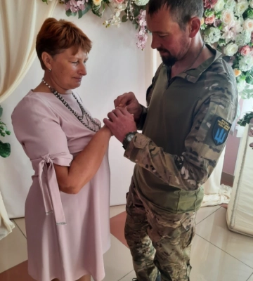 У подружжя підростає син: на Волині військовий одружився зі своєю коханою