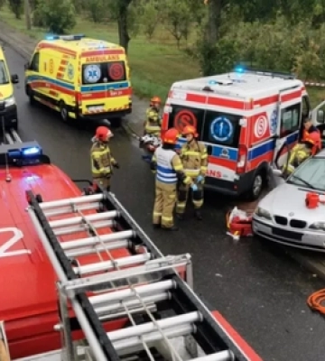 Їхали на закупівлі: у Польщі в аварії загинула половина багатодітної родини з Волині 