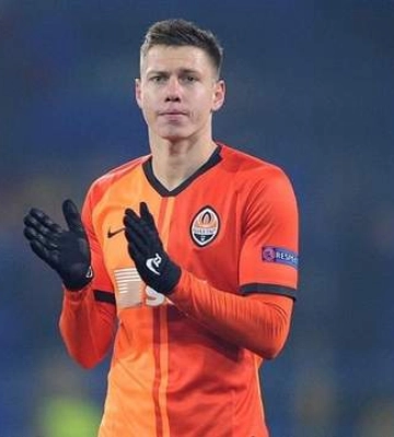 Підписання нового контракту – не проблема: 5 клубів АПЛ слідкують за захисником збірної України