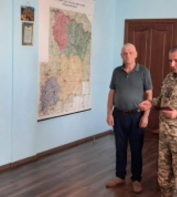 Сержанта з Дубровиці нагородили знаком «За зразкову службу»