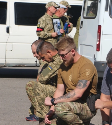 У Полтаві прощаються із захисником України Володимиром Чернишем