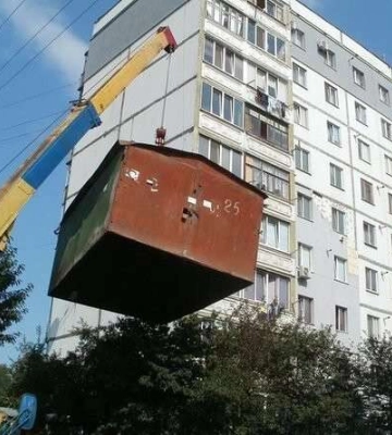 У Дніпрі демонтують незаконні гаражі, шлагбауми, огорожі: всього 53 об’єкти