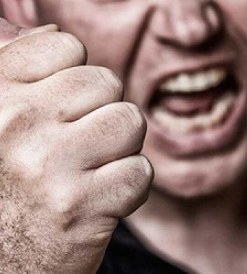 У Луцькому районі молодик з Львівщини побив і пограбував чоловіків з Житомирщини
