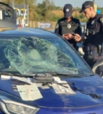Переслідували з пострілами. На трасі між Ужгородом і Мукачевом патрульні намагалися зупинити водія