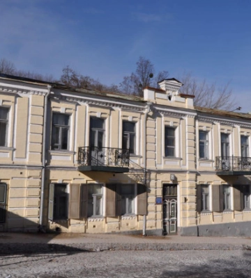 Власника будинку на столичному Андріївському узвозі зобов’язали укласти охоронний договір