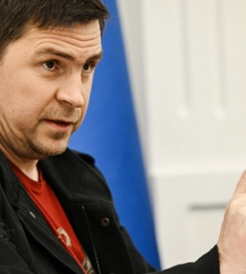 &quot;Это сложный вопрос&quot;: Подоляк анонсировал рост панических настроений у россиян в Крыму (видео)