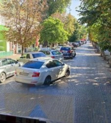 Керманичів транспортних засобів, які не поступаються спецавтомобілям, що поспішають на допомогу, виявляли на вулицях Виноградов
