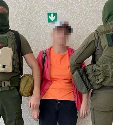 СБУ затримала російську інформаторку, яка «наводила» удари по позиціях десантників ЗСУ під Бахмутом