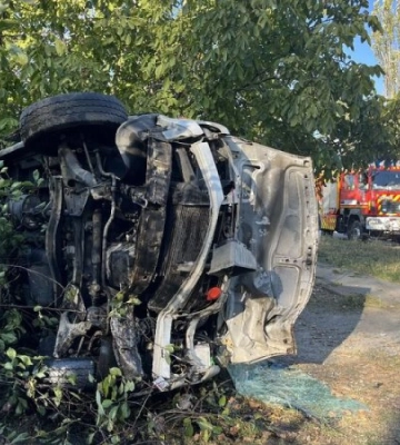 У Запоріжжі маршрутка в’їхала в електроопору, постраждало 8 осіб