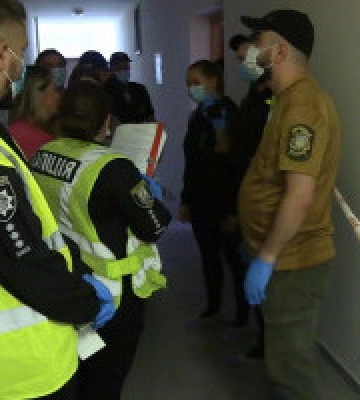 Жорстоке вбивство жінки у Києві: оперативники затримали підозрюваного