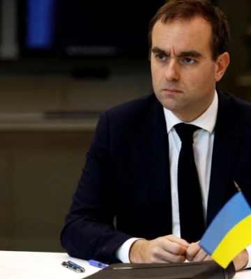 Медіа: міністр оборони Франції прибув до Києва