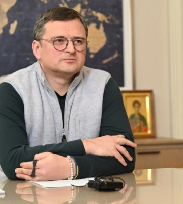 &quot;Зернова війна&quot; не потрібна ні Україні, ні Польщі - Кулеба