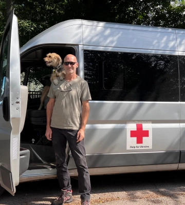 &quot;В Україну мене привів мій пес&quot;: історія волонтера з Німеччини, який допомагає українцям
