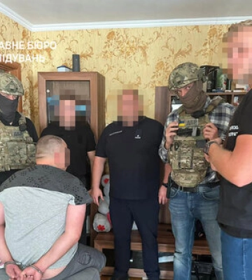 Чиновники ТЦК в Виннице помогали уклонистам. Брали по $4 тыс.. ВИДЕО+ФОТОрепортаж