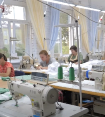 На Волинь переїхала 100-літня швейна фабрика з Краматорська (відео)