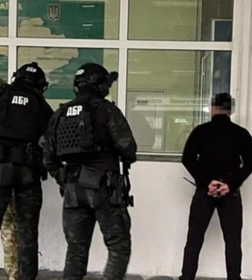 В Виннице чиновники городского ТЦК помогали уклоняющимся избежать мобилизации и уехать за границу, — ГБР