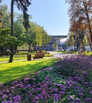 Біля станцій метро «Лук’янівська» та «Дорогожичі» демонтують МАФи