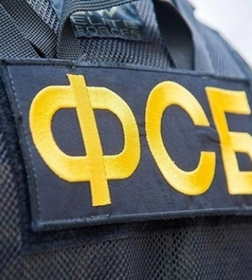 ФСБ арестовала россиянина, который "собирал данные об оборонных сооружениях Крыма"