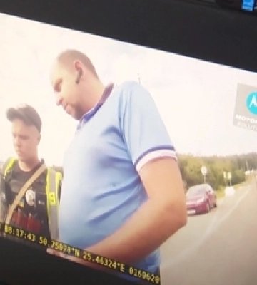 Краще пити вино, а не пиво: луцький суддя порадив, як не спалитися перед патрульними (відео)