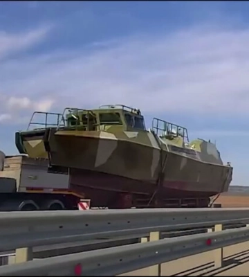Партизани дізналися, як росіяни в Криму намагаються вберегти бойові катери від українських дронів