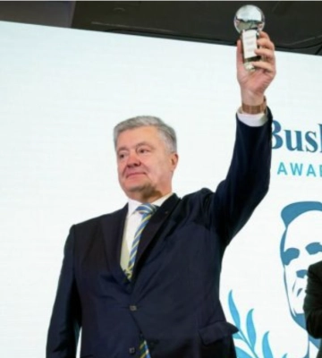 Членом Почесної консультативної ради IDU став пʼятий президент України