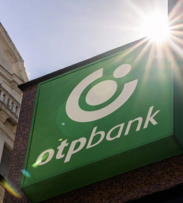 Угорщина вважає недостатніми кроки України щодо OTP Bank