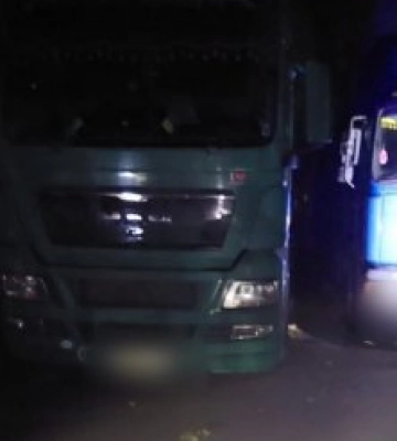 Викрали пальне з вантажівки - у Миколаєві поліцейські затримали двох зловмисників