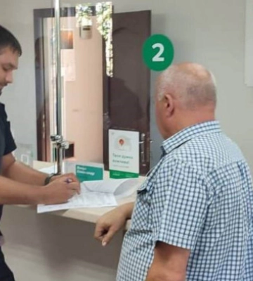 В Україні водія кинули за грати після спроби перереєструвати авто у МВС: названо причину